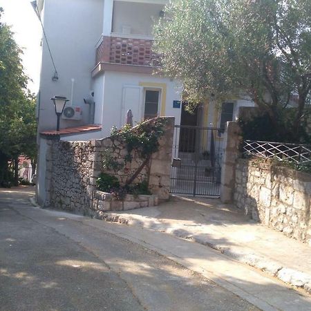 Studio Novi Vinodolski Luaran gambar